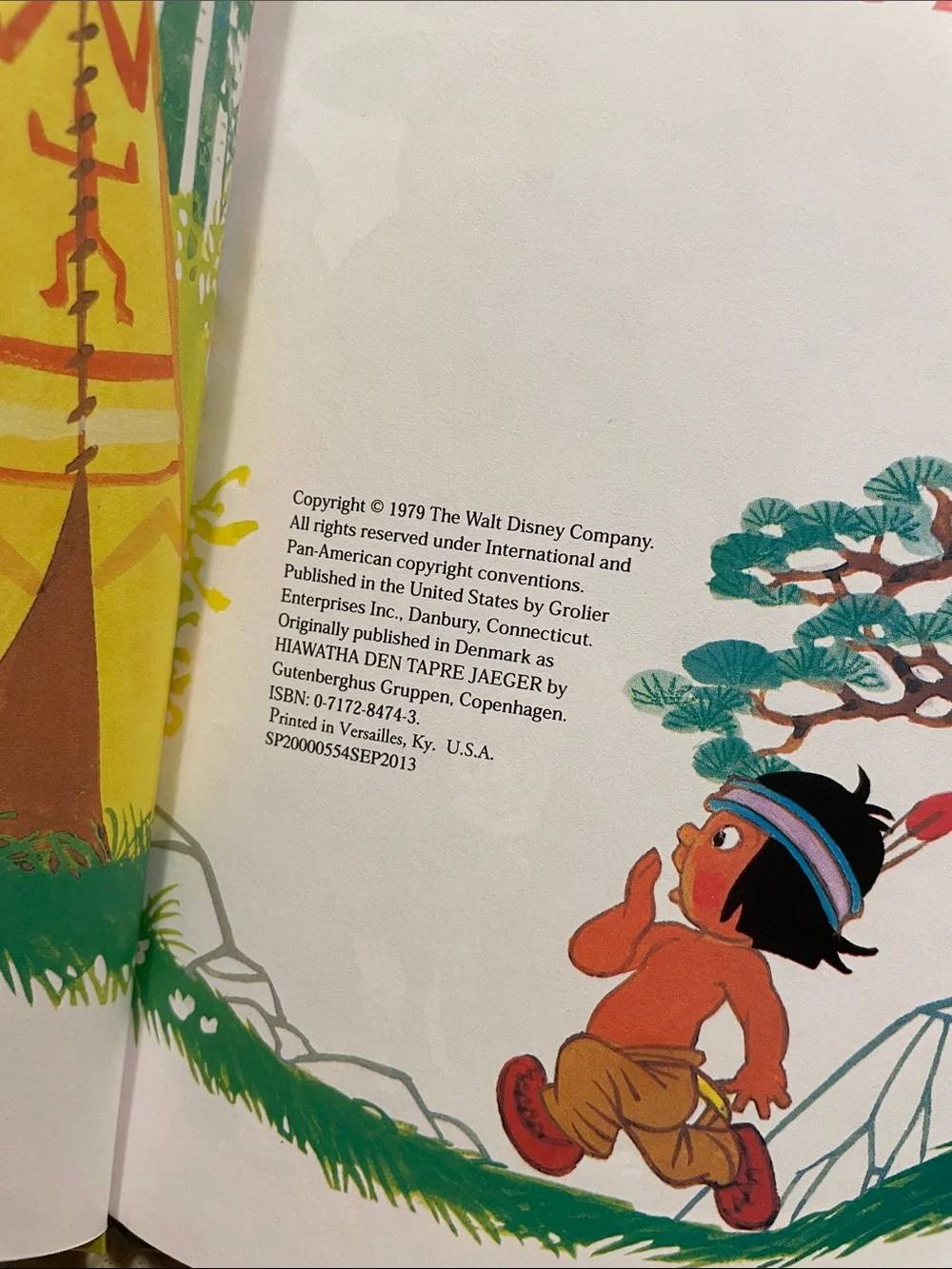 Disney Little Hiawatha Kids Book - Blue Cover